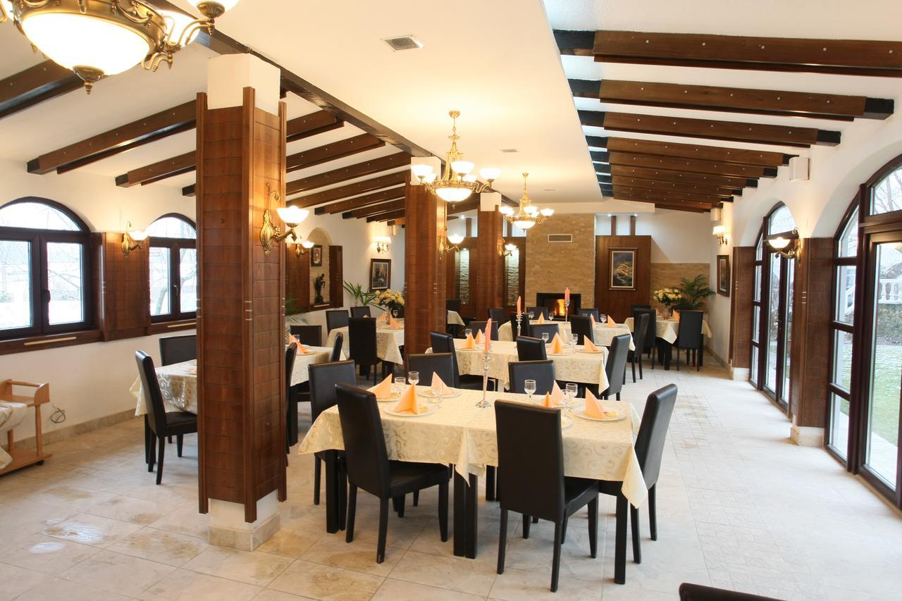 Hotel Roco Izvin المظهر الخارجي الصورة