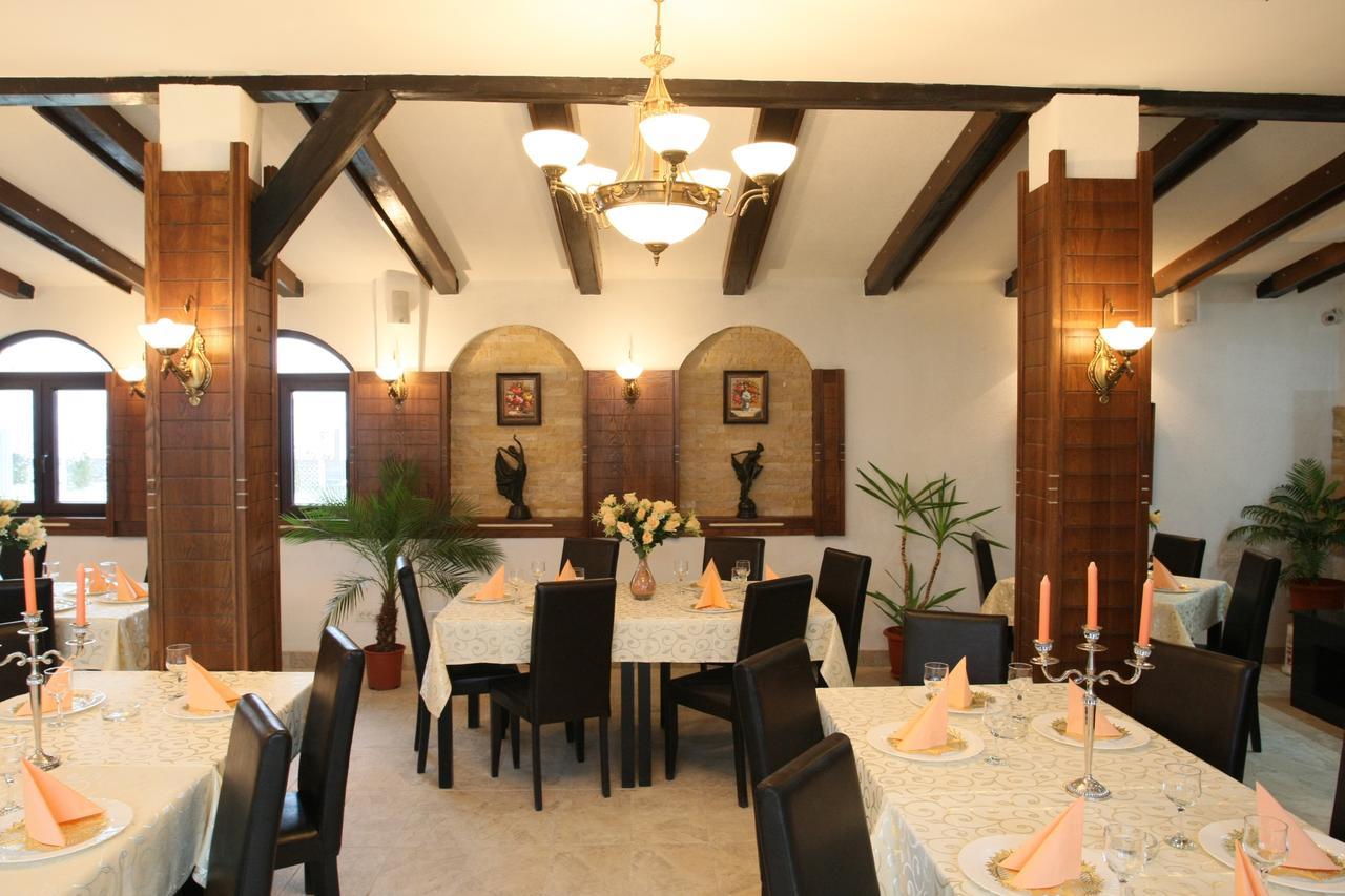 Hotel Roco Izvin المظهر الخارجي الصورة