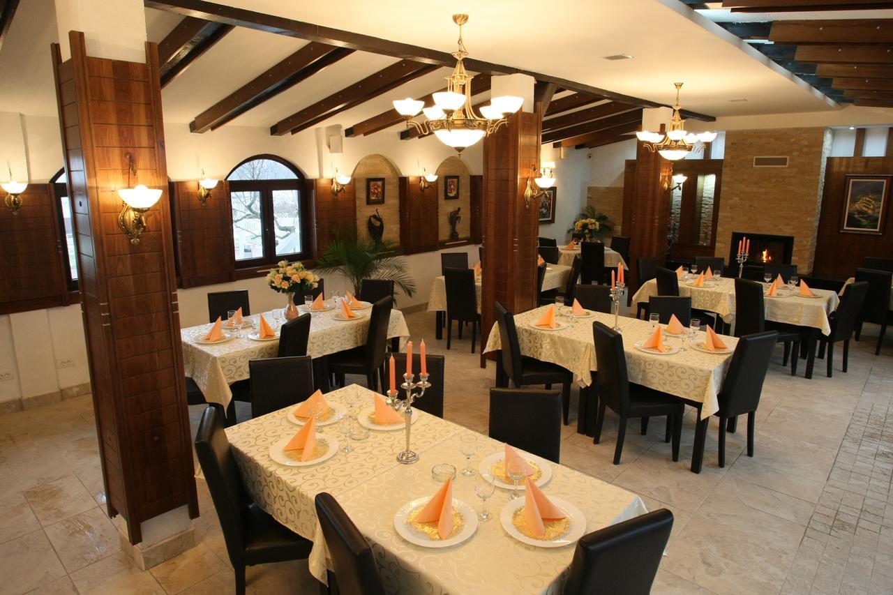 Hotel Roco Izvin المظهر الخارجي الصورة