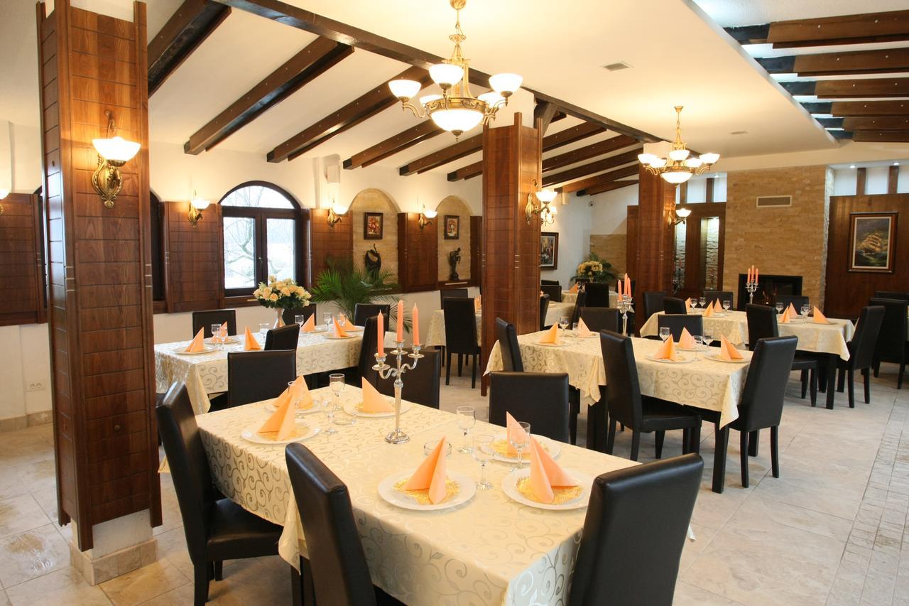 Hotel Roco Izvin المظهر الخارجي الصورة