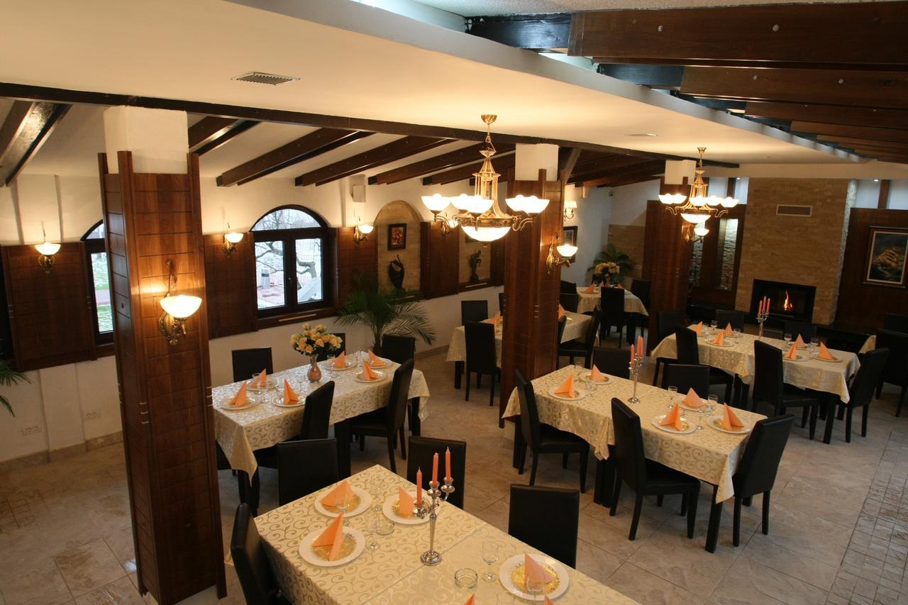 Hotel Roco Izvin المظهر الخارجي الصورة